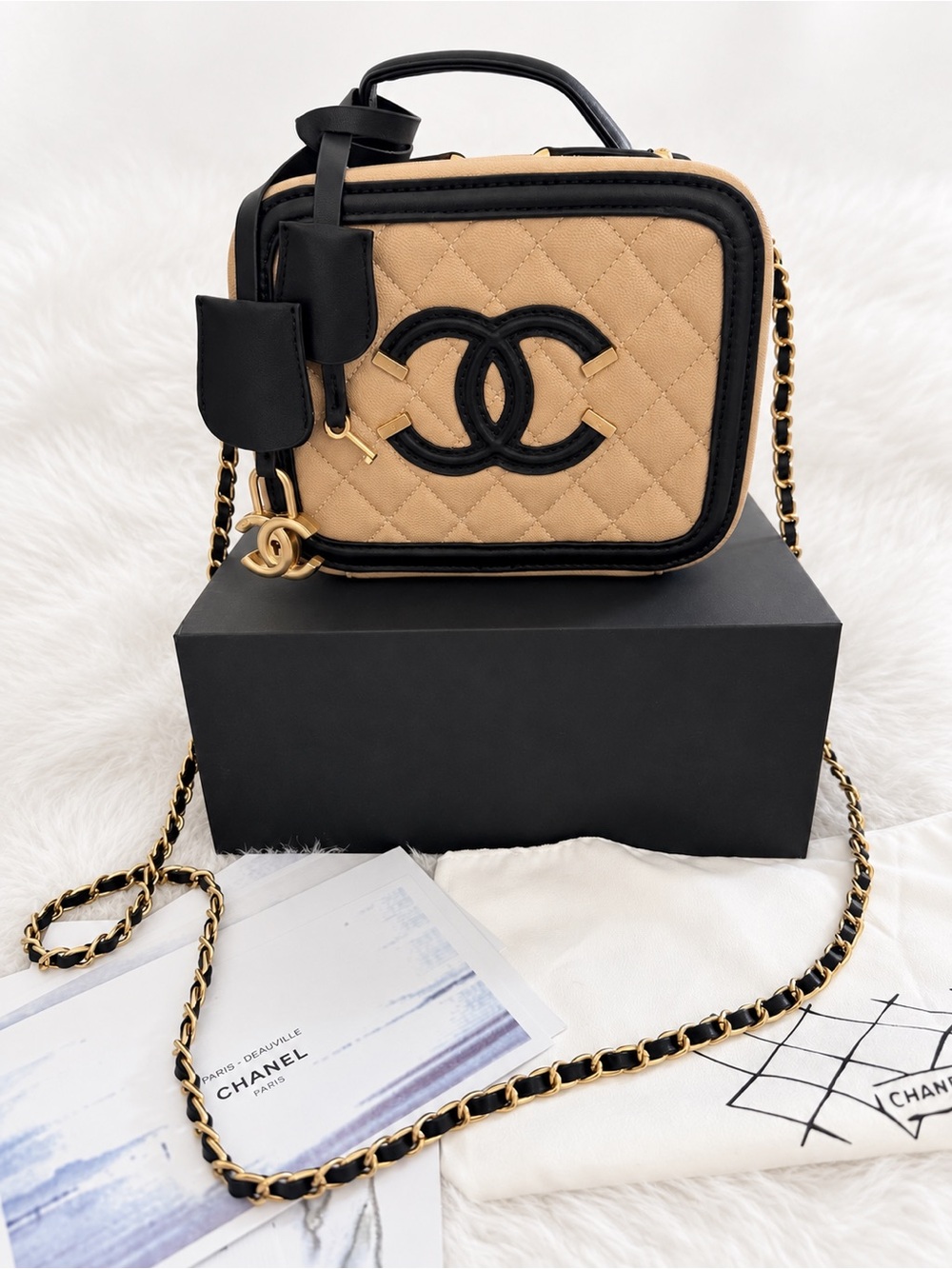 GWP CC - Beige Quilted Vanity Crossbody with Black Trim and Gold Chain